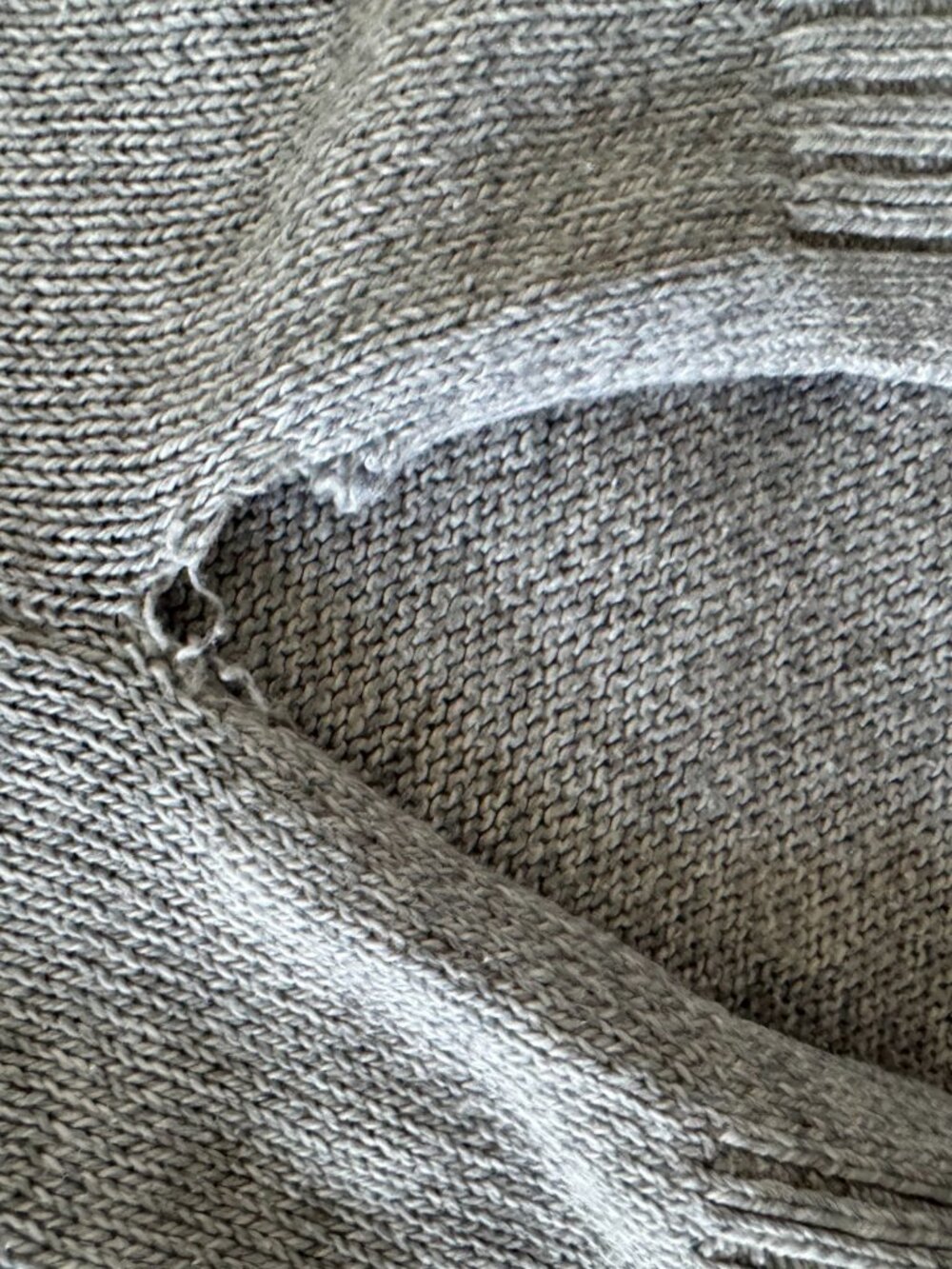 Old Navy Gray Textured Knit Pullover Sweater Sz L - Picture 5 of 6